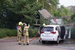 Auto door brand verwoest in Heiloo