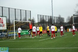 Reiger Boys hard onderuit tegen De Foresters in door rode kaarten ontsierd duel