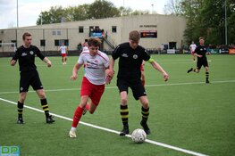 De Foresters blijft op titelkoers, Reiger Boys in de zorgen