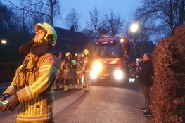 Brandweer aan Oosterboslaan in Heiloo
