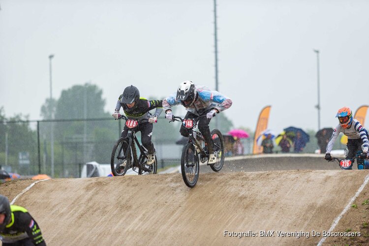 Boscrossers scoren op nat NK BMX: 4 finalisten