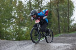 Boscrossers sluiten 3-Nations Cup af in modderig Esselbach