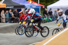 Boscrossers rijden laatste nationale BMX-wedstrijd 2025