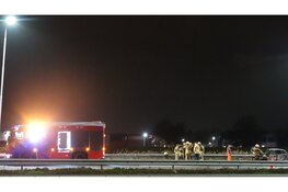 Auto afgebrand tijdens rit op A9 bij Heiloo