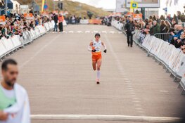 Nienke Brinkman opnieuw aan de start van Egmond Halve Marathon