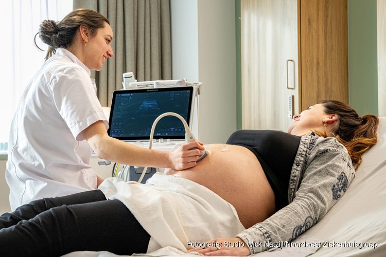 Veiliger en beter samenwerken rondom zwangerschap en geboorte met Babyconnect:  'Als informatie klopt, ontstaat er ruimte voor echte zorg.'