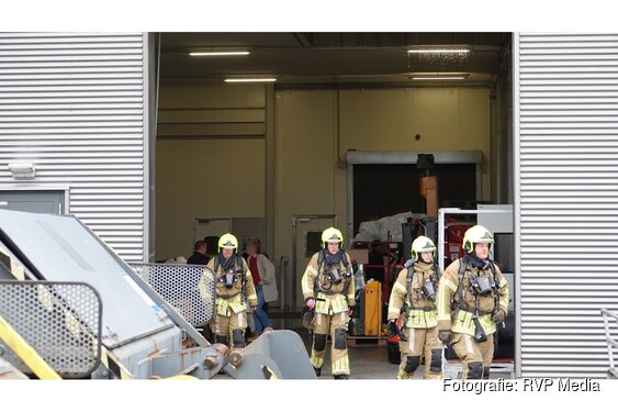 Mogelijke brand bij industriepand blijkt gesprongen waterleiding