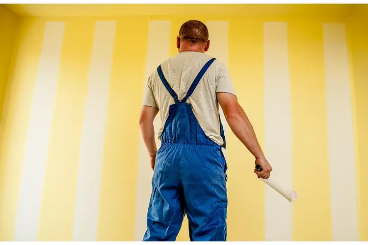 Kleuren en verfsoorten kiezen: handige tips voor je interieur