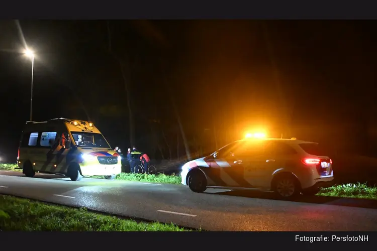 Fietser gewond na aanrijding met scooter in Heiloo