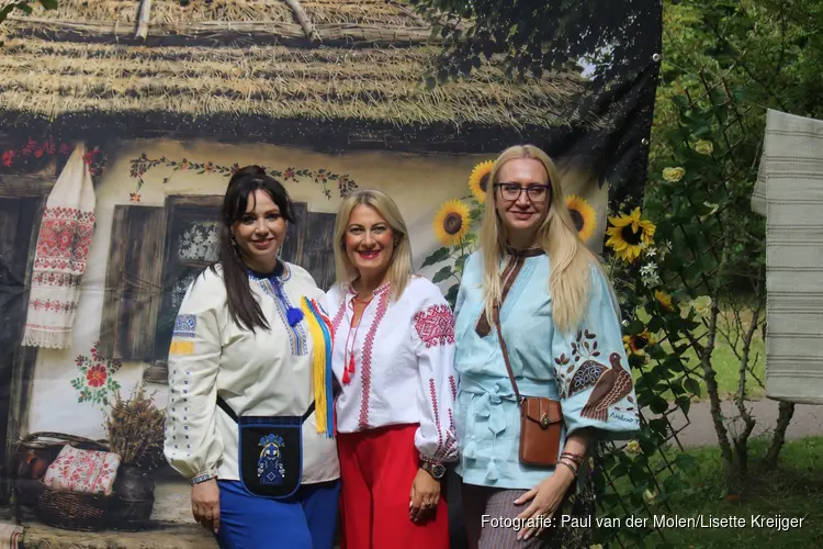 Oekraïense cultuur en gezelligheid tijdens jaarmarkt in Heerhugowaard