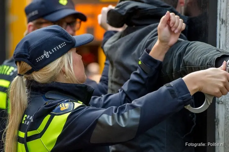 Twee verdachten aangehouden na oplichting
