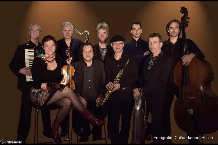 Energieke en melancholische Gipsy muziek uit de Balkan met Gadjo Orkestra