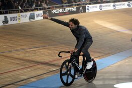 Laurens ten Dam gehuldigd op Alkmaarse wielerbaan