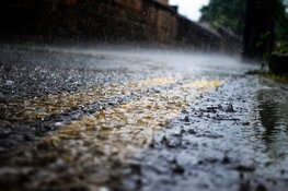 Zware windstoten op komst: avondspits wordt druk en nat