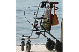 NLDoet: Rollator of Booster APK en wasstraat