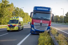 A9 enige tijd afgesloten na ongeval bij Uitgeest, vrachtwagenchauffeur aangehouden