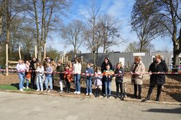 Feestelijke opening schoolplein kindcentrum De Duif
